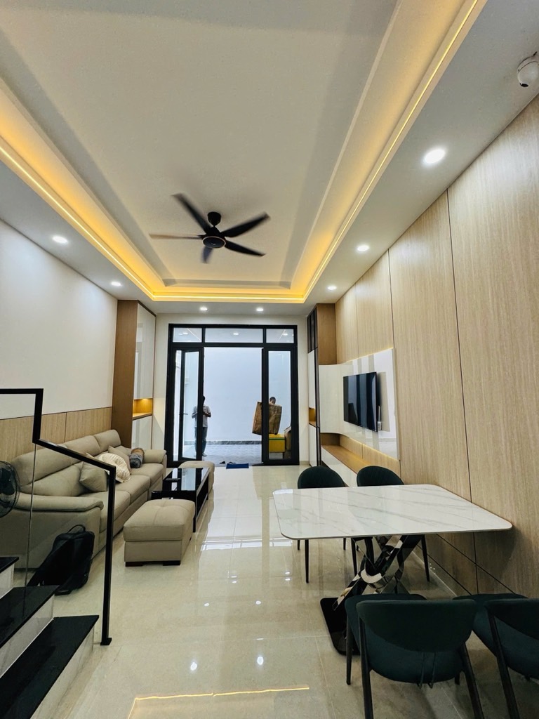 NHÀ ĐẸP FULL NỘI THẤT CAO CẤP ... KHU TÊN LỬA ĐƯỜNG SỐ 7 AN LẠC A ( 53m2 , 3 tầng )