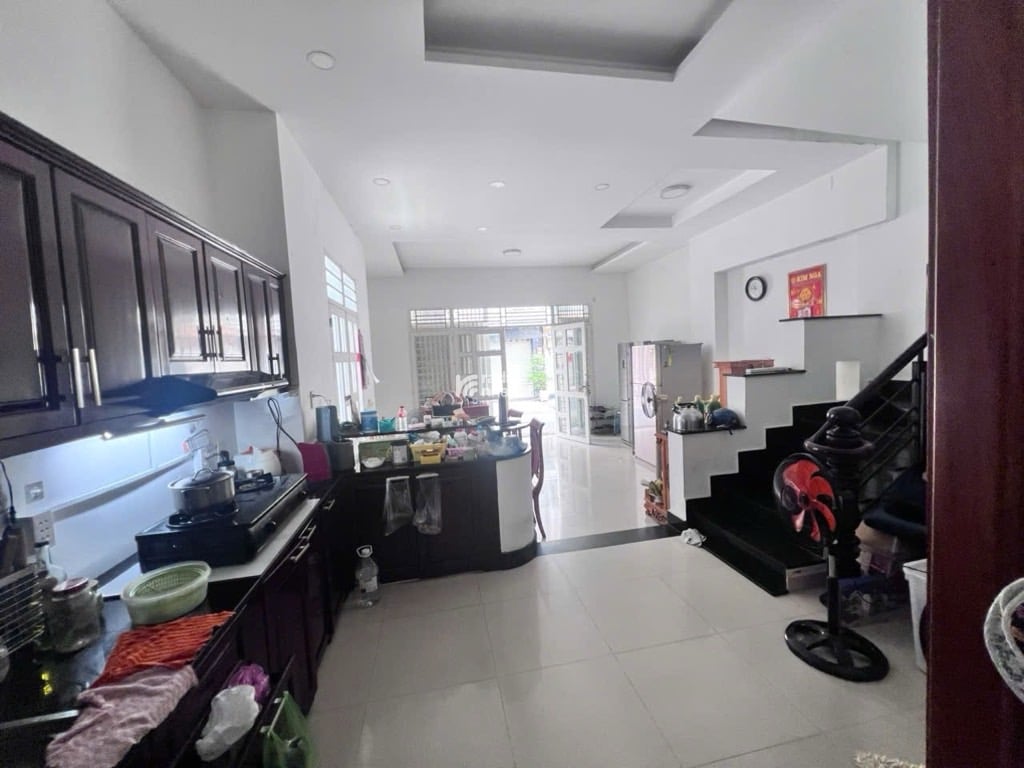 KHU PHÂN LÔ -4 TẦNG BTCT- HUỲNH TẤN PHÁT- BÌNH THUẬN QUẬN 7-DT: 8*19M- 13 TỶ