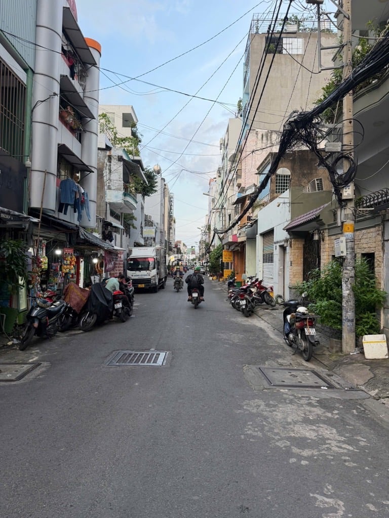 BÁN NHÀ ĐẸP MẶT TIỀN ĐƯỜNG ĐỒNG NAI, PHƯỜNG HÒA HƯNG QUẬN 10