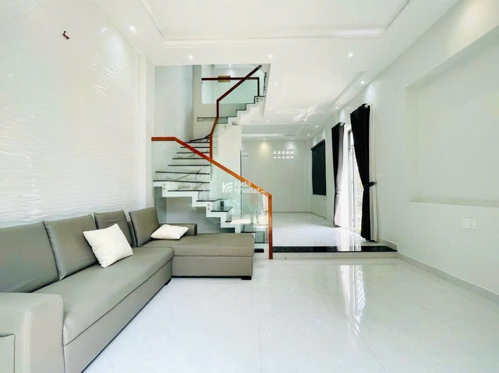 Bán Gấp Nhà Phố Phân Lô Cao 4 Tầng Lô Góc 2 Mặt Tiền Ngay Lê Đức Thọ - Phạm Văn Chiêu