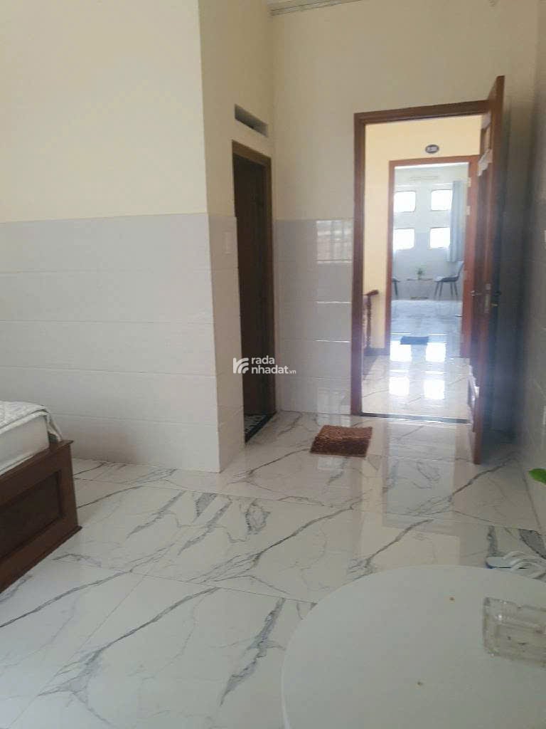 KHÁCH SẠN MT ĐƯỜNG SỐ 49,KHU TÊN LỬA (4,5 x 18 x 4 TẦNG) 11,2 TỶ TL