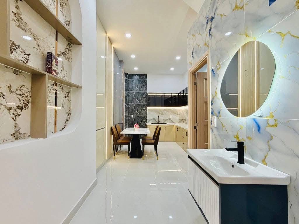 SOS!!! Cần bán gấp căn nhà giá 4tỷ290 đường Phan Xích Long, P1, Phú Nhuận.DT 4mx12m,hẻm xe hơi