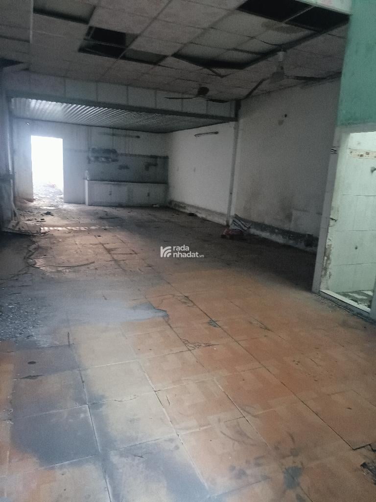 BÁN ĐẤT TẶNG NHÀ, HẺM NHỰA 6m THÔNG NGAY CỔNG BV THỦ ĐỨC, 5,2X38 CHỈ 13.