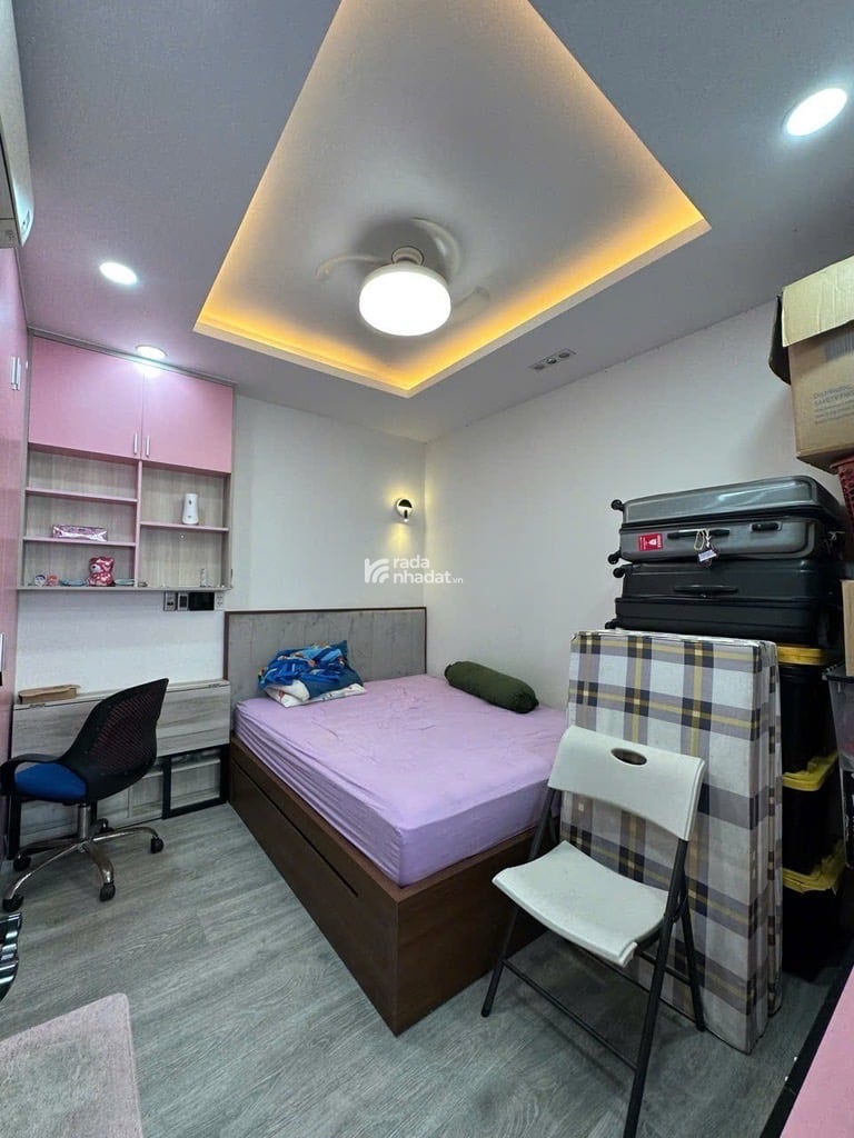 DÒNG 135Tr / THÁNG - SÁT ĐƯỜNG NGUYỄN VĂN TRỖI - 76M2 - 8 TẦNG - HẦM - THANG MÁY - PIN MẶT TRỜI