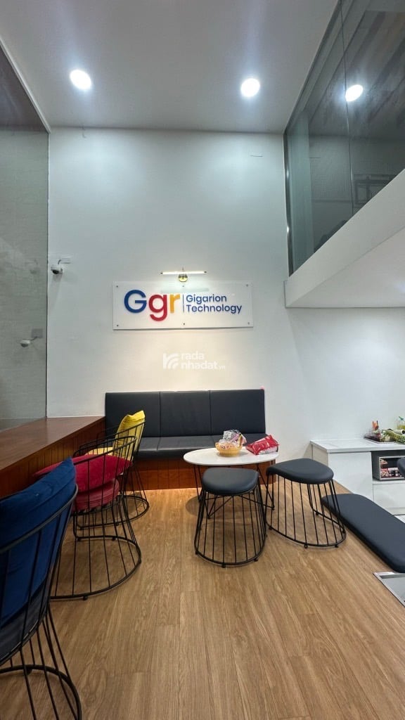 DÒNG 135Tr / THÁNG - SÁT ĐƯỜNG NGUYỄN VĂN TRỖI - 76M2 - 8 TẦNG - HẦM - THANG MÁY - PIN MẶT TRỜI