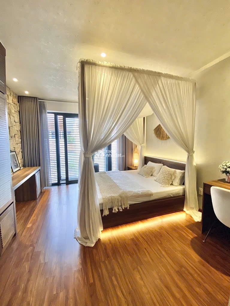 Nhà 5 tầng Khu Phân lô cao cấp Nguyễn Tư Giản P12 Gò Vấp hẻm 8m 4x17m nở hậu Giá 12.8Tỷ 