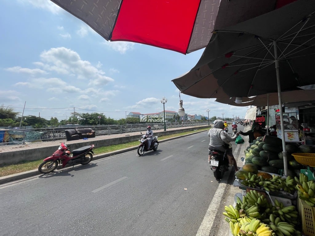 BÁN NHÀ MẶT TIỀN PHÚ ĐỊNH 270M2 12.5 TỶ KINH DOANH GẦN VÕ VĂN KIỆT

