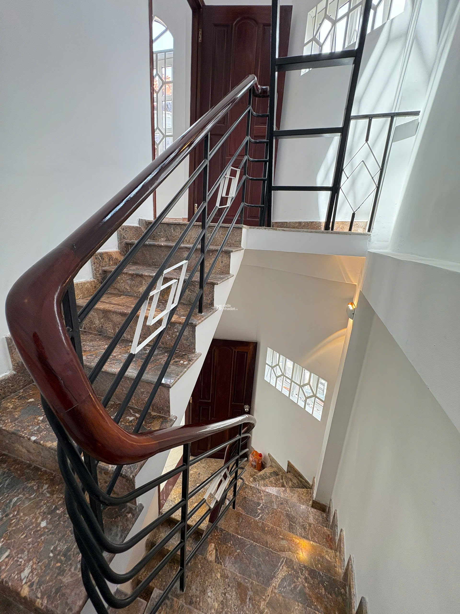 NHÀ BÁN, 3 mặt thoáng, vị trí vàng tại Phú Nhuận, cách mặt tiền đường Nguyễn Thượng Hiền 60m, 