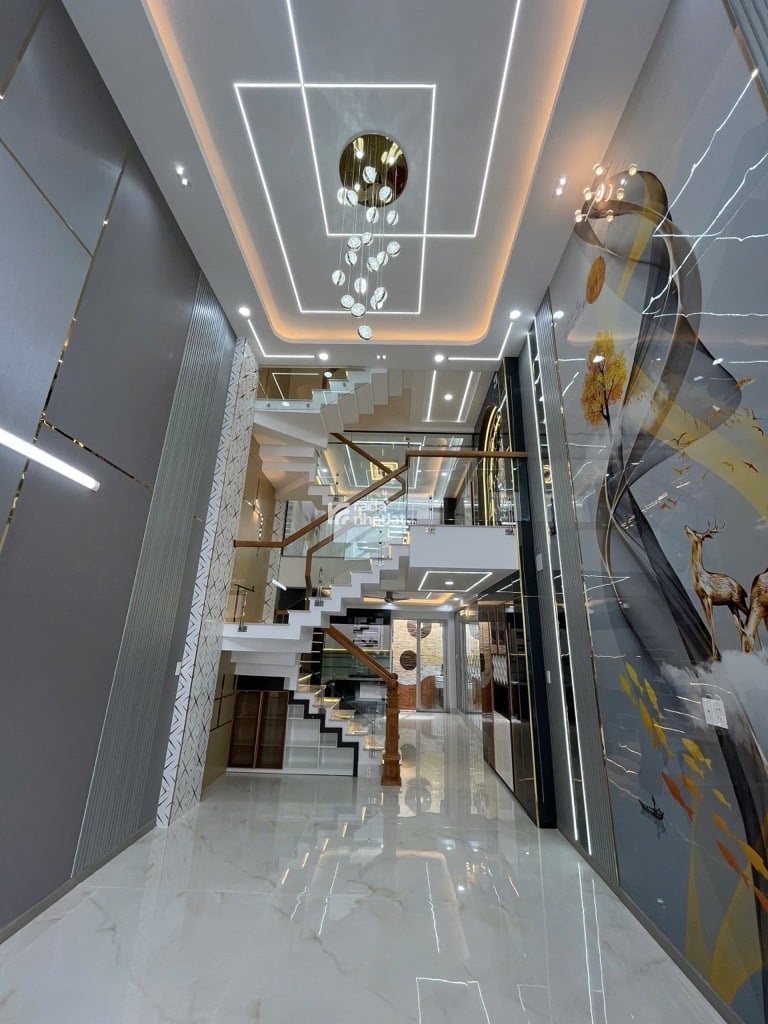 HẺM XE HƠI - NGAY NGÃ TƯ 4 XÃ - HƯƠNG LỘ 2 - GIÁP TÂN PHÚ - NHÀ MỚI ĐẸP 5 TẦNG - 56M2 -