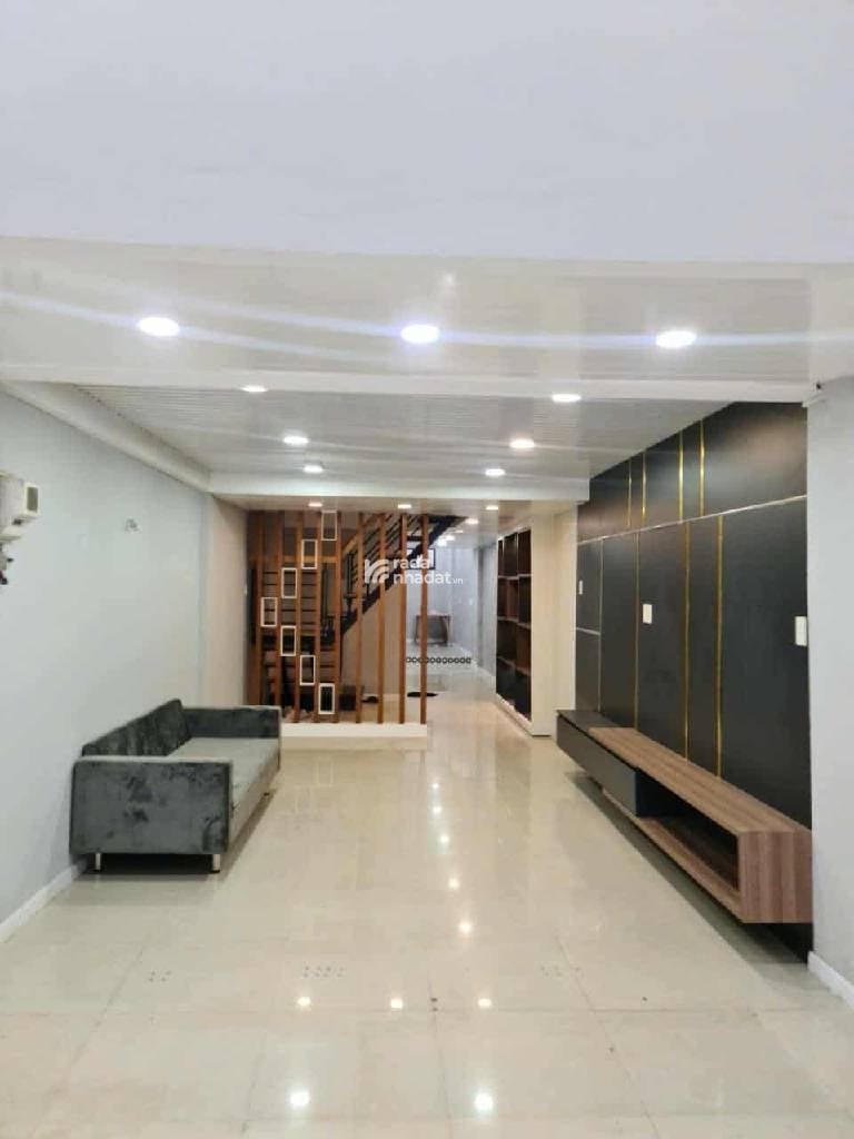 DIỆN TÍCH KHỦNG 109  MẶT TIỀN KINH DOANH PHẠM THẾ HIỂN NHỈNH 10TỶ