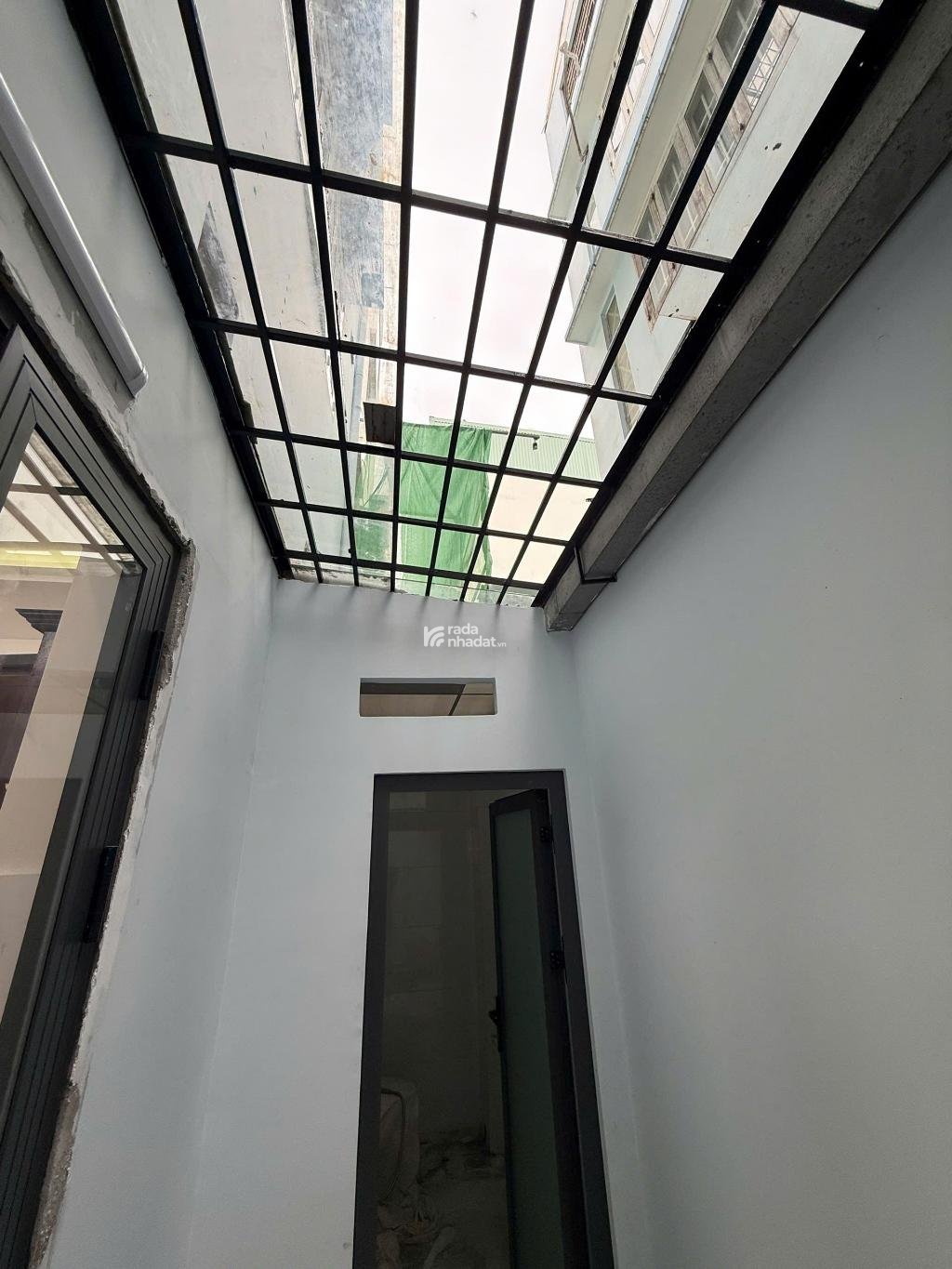 BÁN NHÀ MẶT TIỀN KẾ AEON MALL 100M2 4 TẦNG 5PN 14.5 TỶ VIEW CÔNG VIÊN BÌNH TÂN 