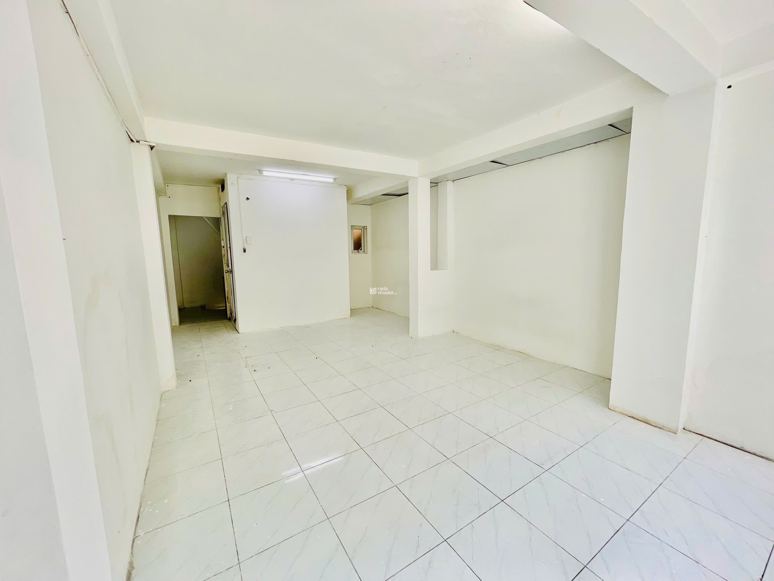 BÁN NHÀ HẺM XE TẢI HOÀ HẢO P5 QUẬN 10 - 5 Tầng- GIÁ TỐT 9.9 TỶ