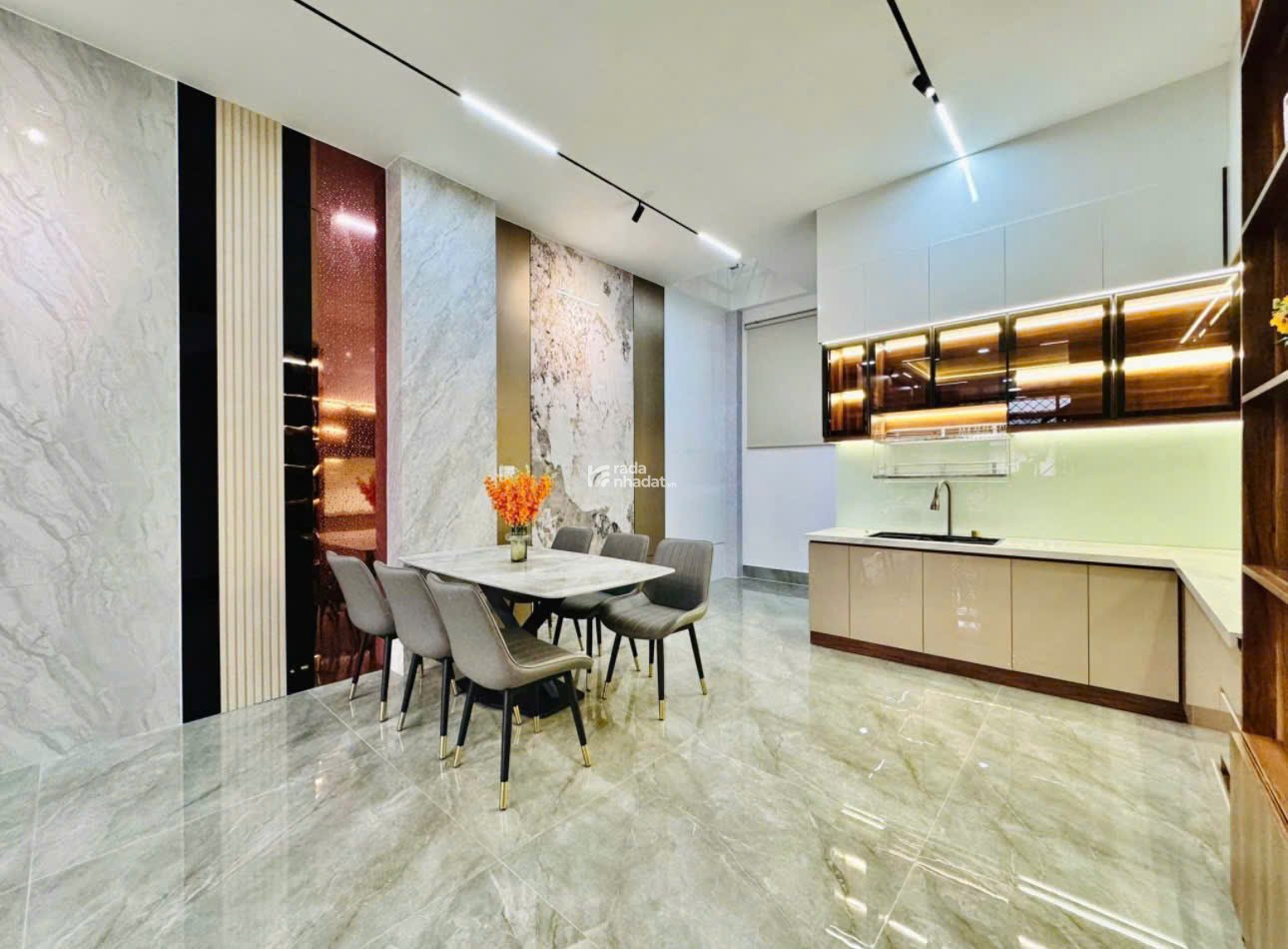 Bán gấp căn nhà siêu vip Phan Văn Trị, Gò Vấp / 53m2 / 4 tỷ 360 triệu / sổ hồng riêng/ hẻm oto