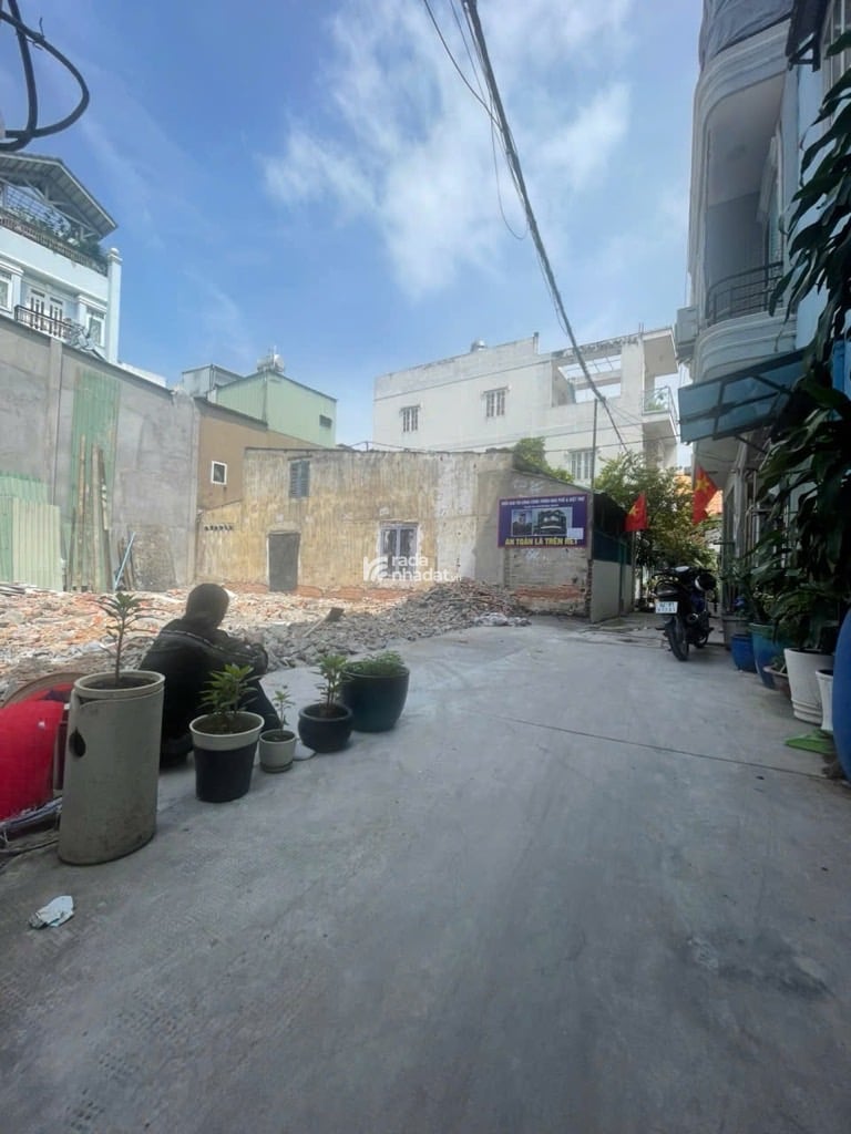 LÔ GÓC XÂY CHDV CỰC ĐỈNH KAO - ĐÃ TÁCH 2 THỬA SẴN - PHÙ HỢP ĐẦU TƯ GIỮ TIỀN 