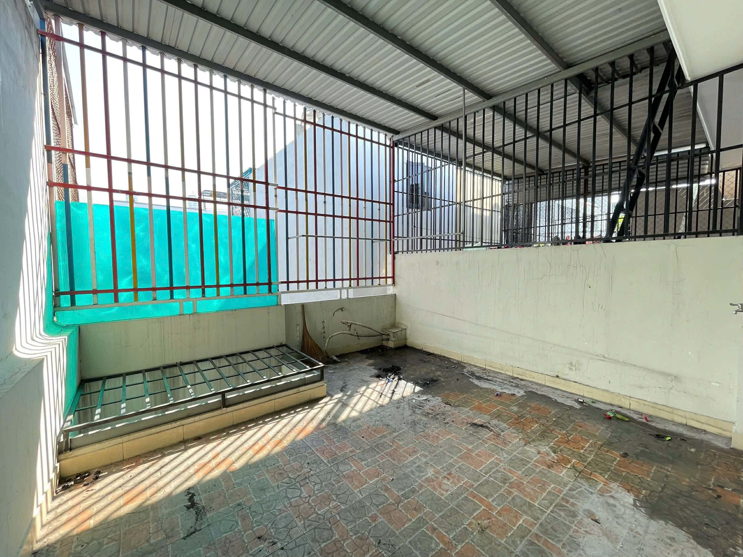 BÁN NHÀ 4.5 X 15 , ĐƯỜNG DỌC KÊNH, XE TẢI THÔNG, TRẦN QUANG CƠ, HIỆP THÀNH, Q12, GIÁ 6.3 TỶ 