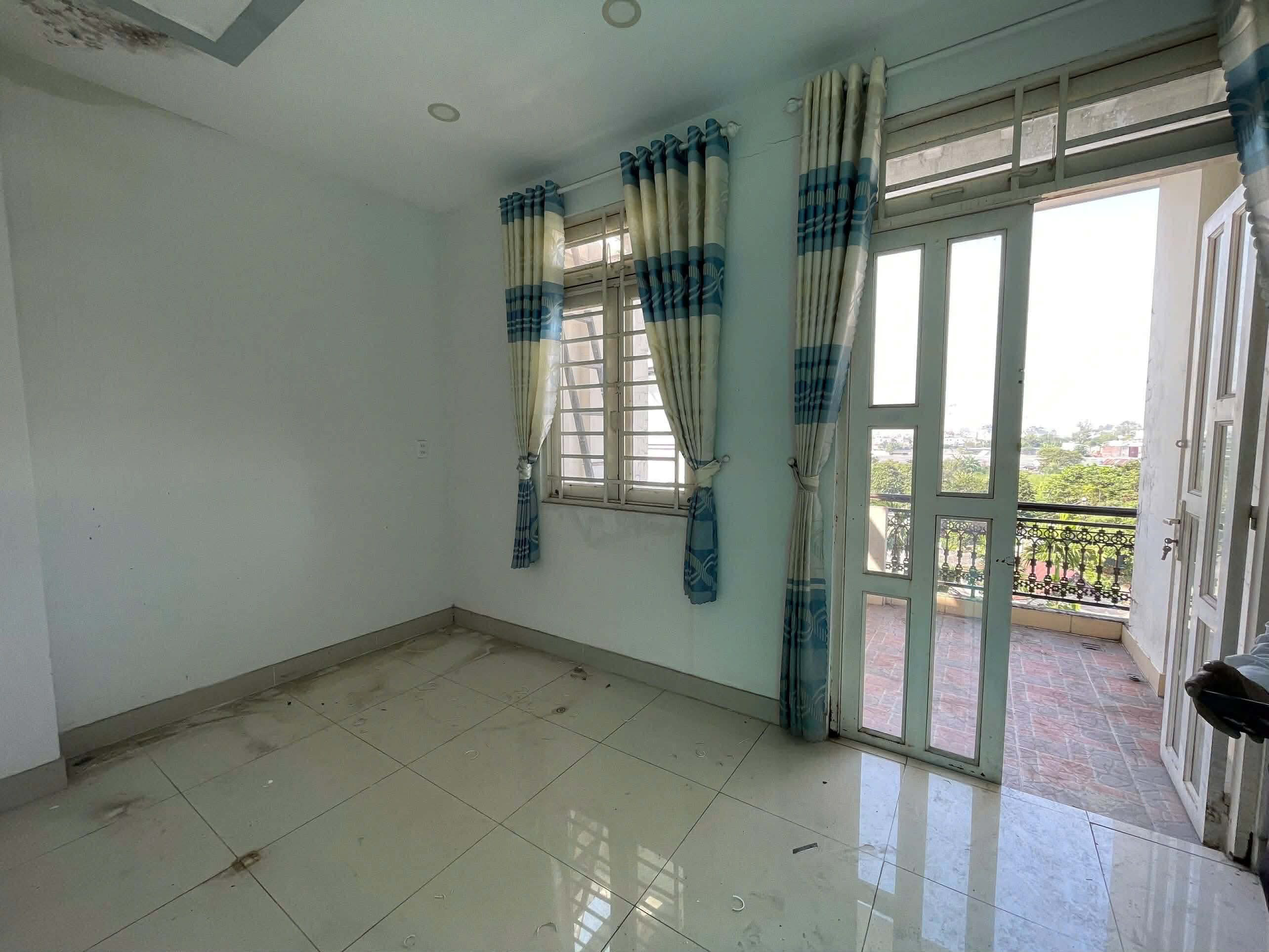 BÁN NHÀ 4.5 X 15 , ĐƯỜNG DỌC KÊNH, XE TẢI THÔNG, TRẦN QUANG CƠ, HIỆP THÀNH, Q12, GIÁ 6.3 TỶ 