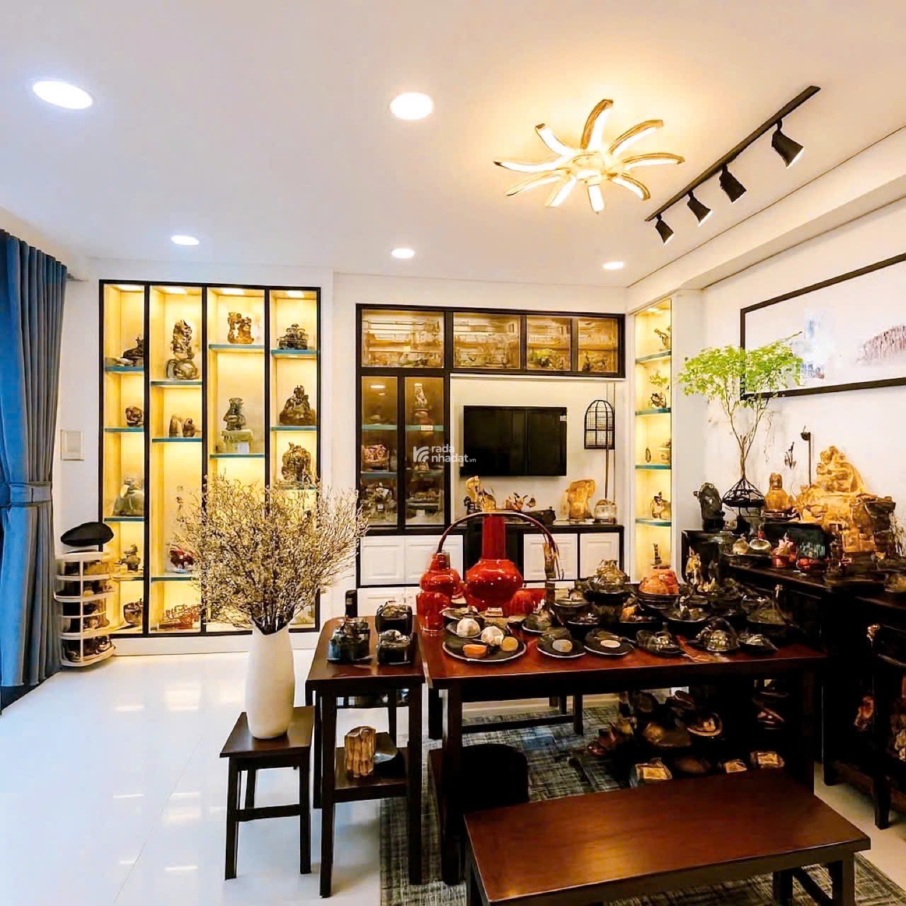 Nhà đẹp giá mềm Hẻm Ô tô Lê Văn Sỹ - Quận 3 - 6.5 x 5 m - 5 Tầng - 8.9 tỷ