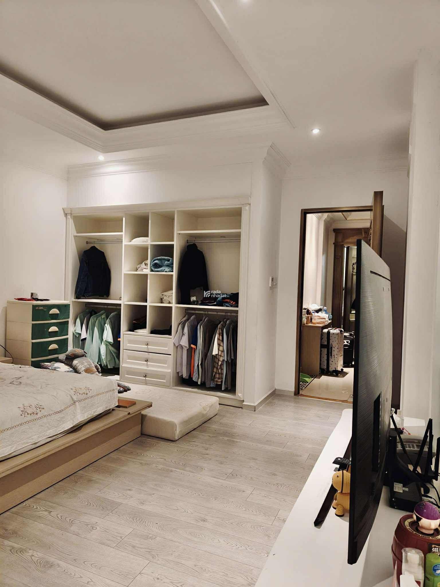 VILLA 5 TẦNG 2 MẶT TIỀN - GIÁP Q3 Q10 - 350m2 ĐƯỜNG 8m - GIÁ 68 TỶ