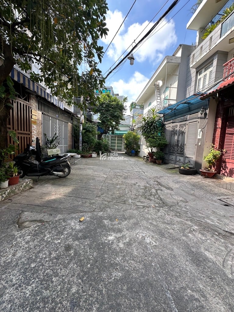 Bán nhà 4m*22m, hẻm xe hơi, nội thất đẹp, Đường Số 8, Gò Vấp, 8.2 tỷ