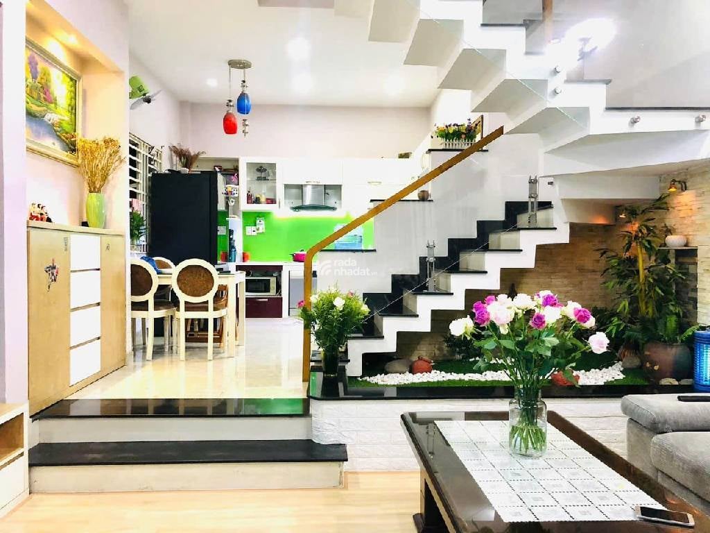 LÔ GÓC - TÂN SƠN NHÌ - TÂN PHÚ - 58M2 - 2 TẦNG - HẺM TO - GIÁ 8.2 TỶ