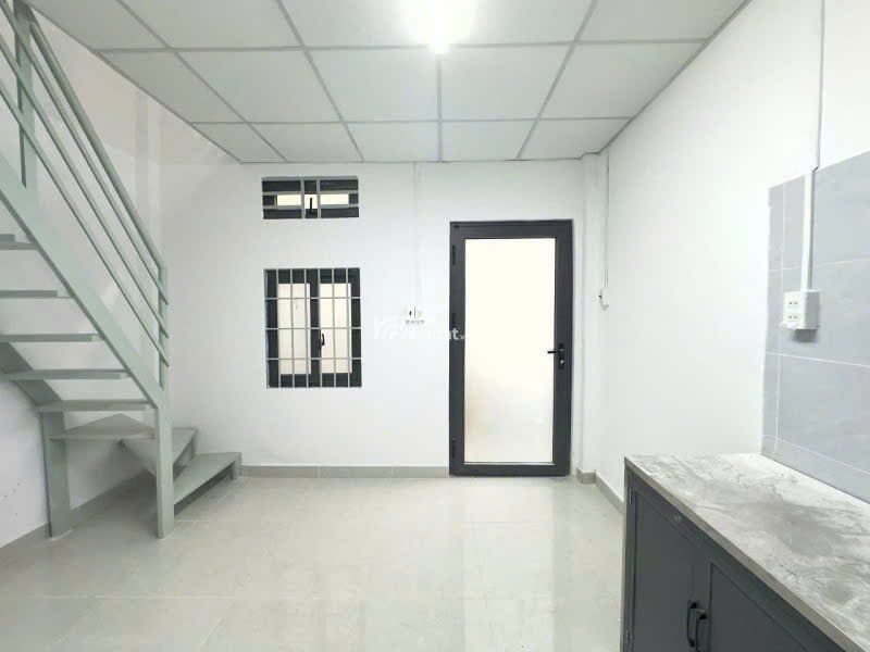 Bán nhà mặt tiền Trần Bá Giao ngang 5m 85m2 tiện xây CHDV KD đa nghề, sầm uất chỉ 9.3 tỷ.