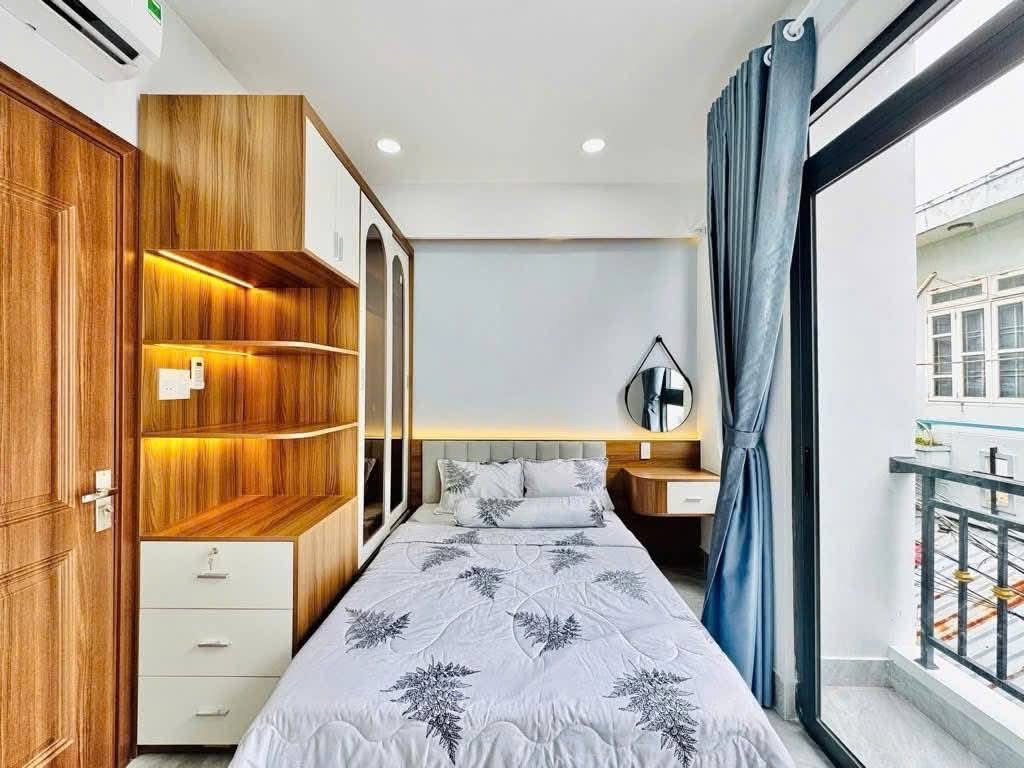 Sang tên liền trong ngày! Bán nhà Nguyễn Trọng Tuyển, phường 2, Tân Bình - 50m2, Sổ Riêng