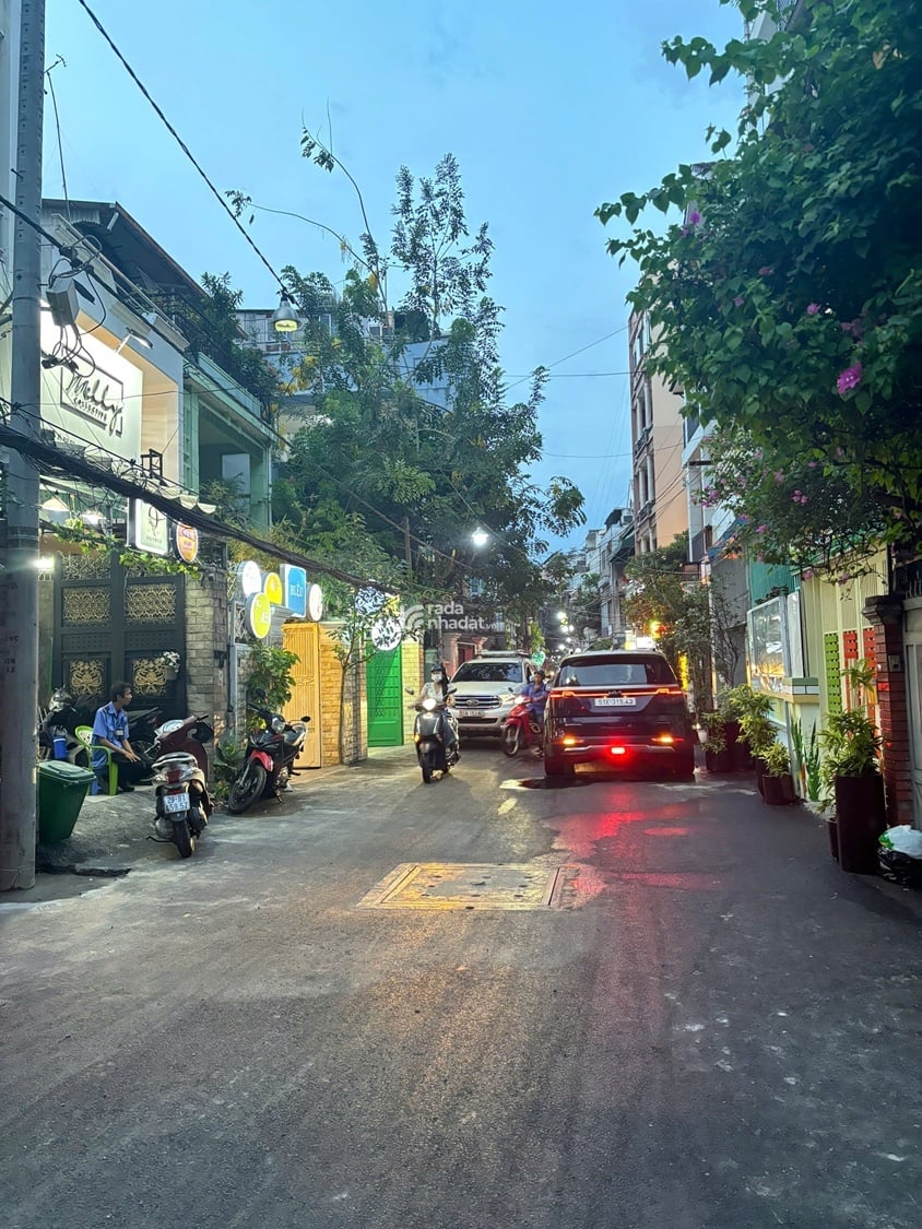 Bán gấp nhà hẻm xe hơi 10m  Lê Văn Sỹ, Q3 Giá 28 tỷ