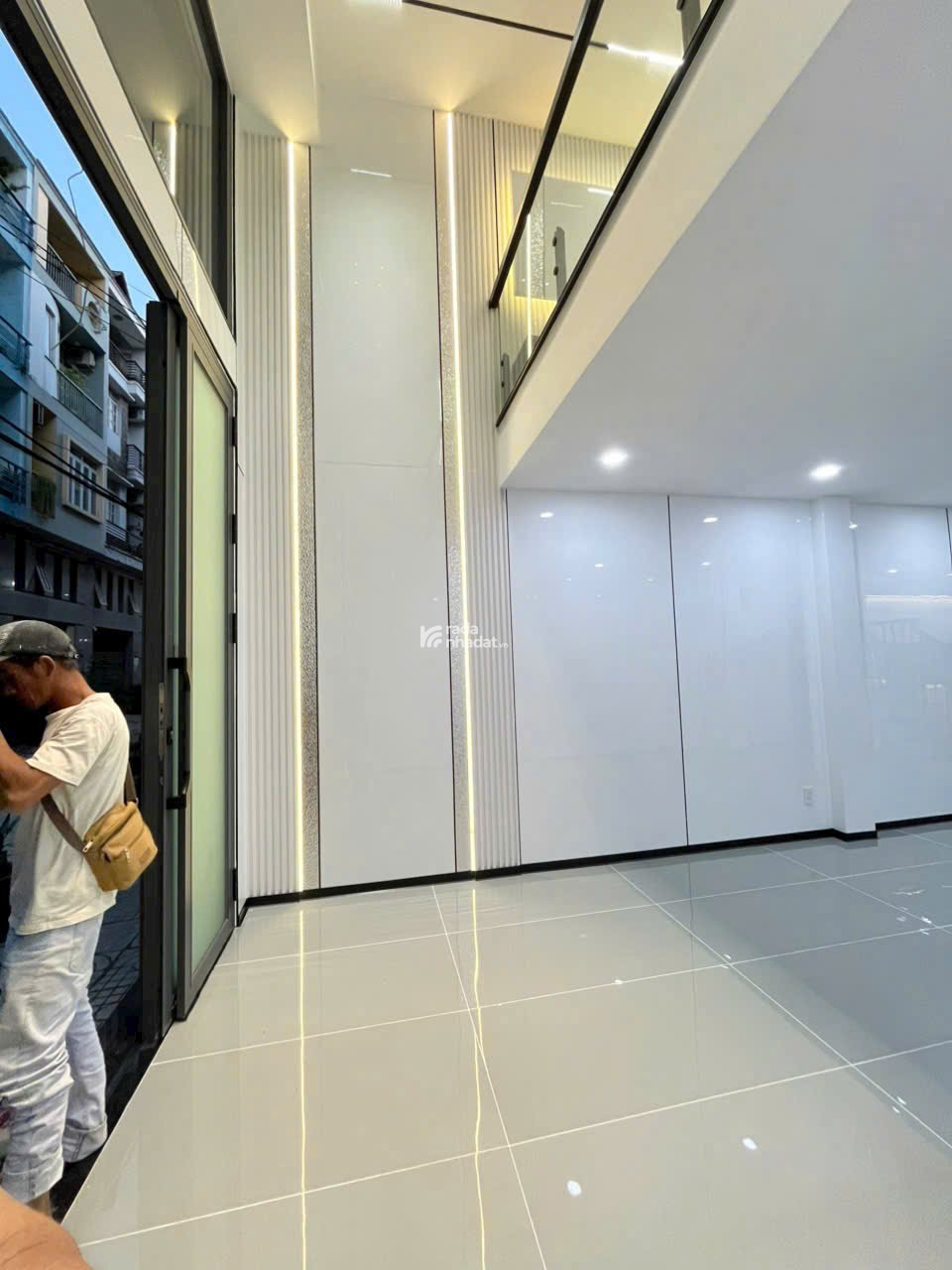  MTKD Cư Xá Phú Lâm D ( dt: 3.9*18m, 3 lầu mới), cách Bình Phú 20m, Quận 6, chỉ 11.5 tỷ TL. 