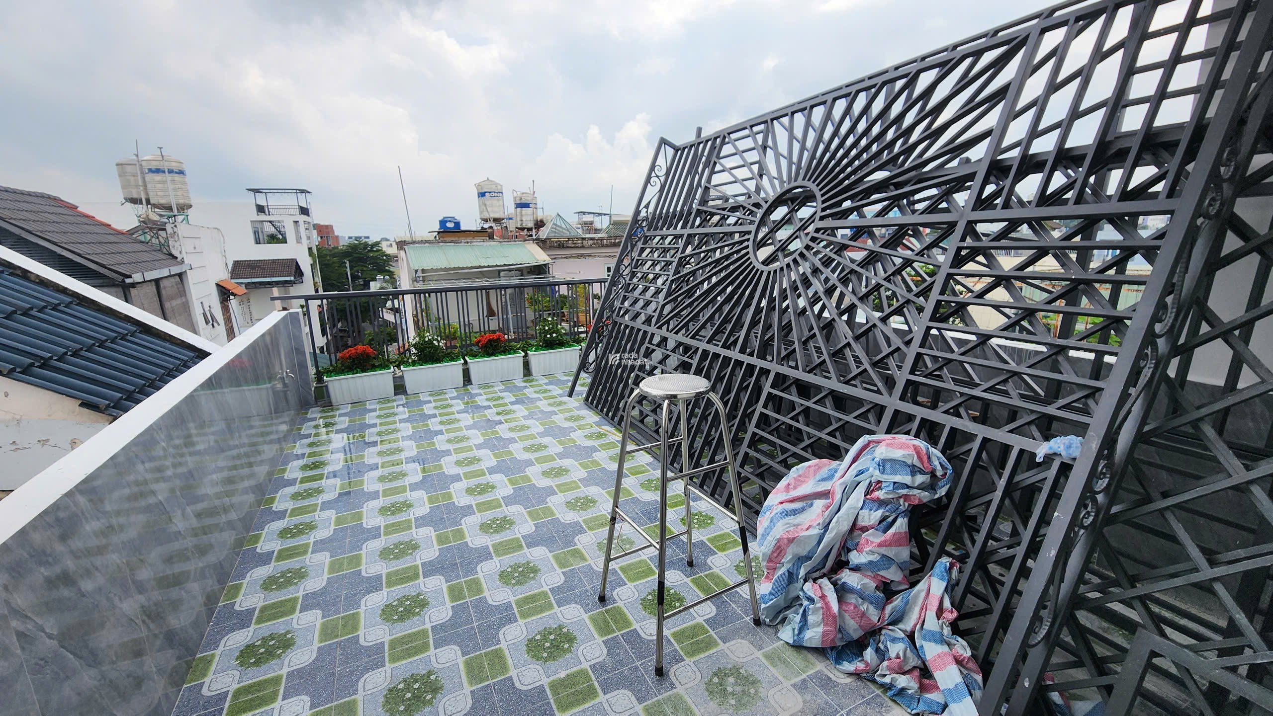 NHÀ ĐẸP BÙI VĂN NGỮ - TRUNG TÂM QUẬN 12, 3 TỶ NHẬN NHÀ