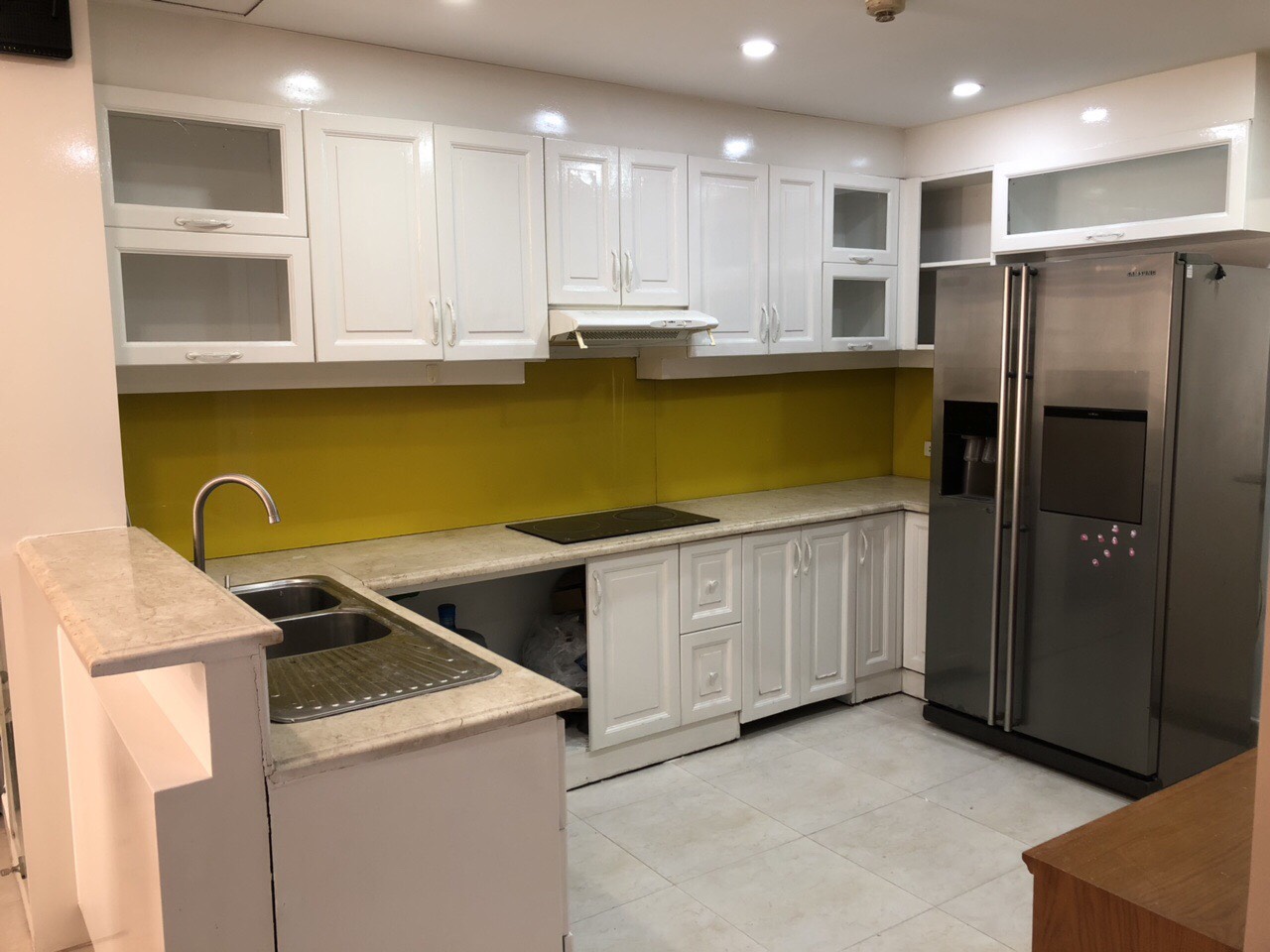 Bán Gấp Căn Hộ Cao Cấp Hùng Vương Plaza Quận 5 - 130m2 - 3PN, 3WC - Sổ Hồng Riêng - 9,39 Tỷ