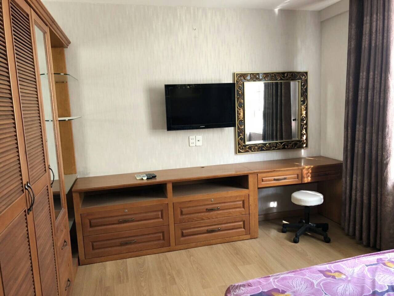 Bán Gấp Căn Hộ Cao Cấp Hùng Vương Plaza Quận 5 - 130m2 - 3PN, 3WC - Sổ Hồng Riêng - 9,39 Tỷ