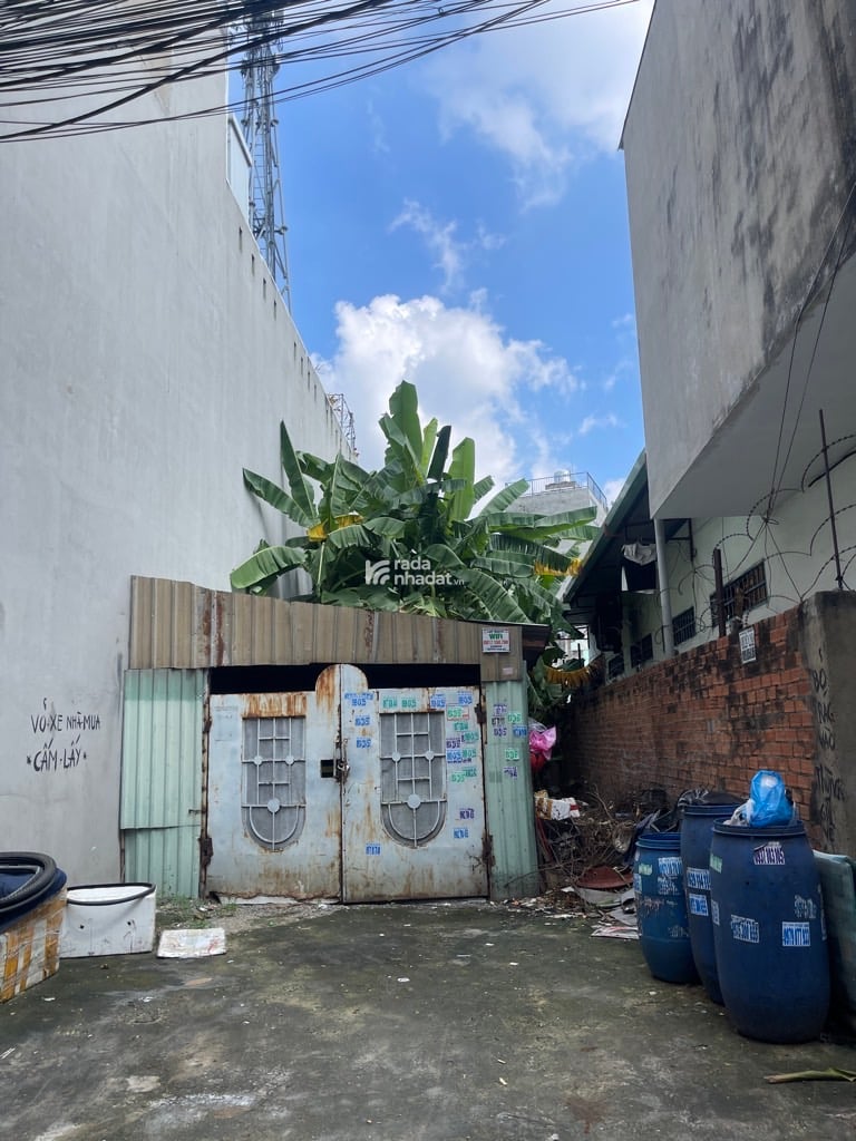 BÁN ĐẤT HẺM NHỰA 5m, PHÍA SAU HẺM NỘI BỘ, GẦN BV ĐK THỦ ĐỨC, 5X23; CHỈ 7,4 TỶ