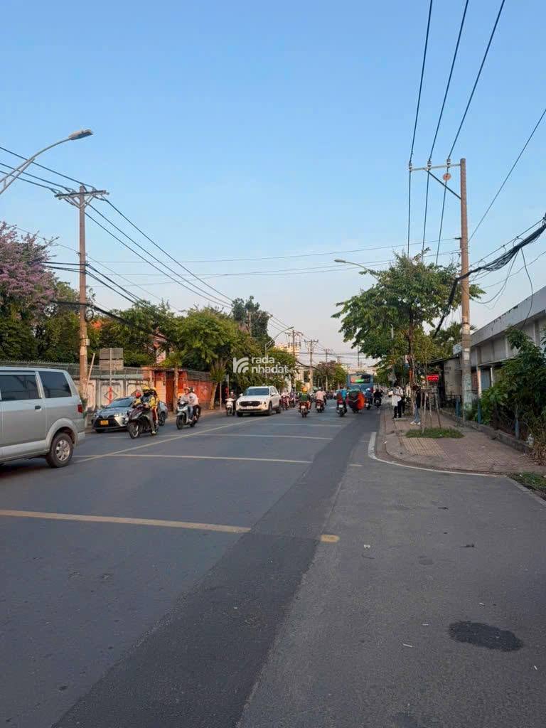 MẶT TIỀN KINH DOANH LÔ GÓC ĐẶNG VĂN BI - TRUNG TÂM THỦ ĐỨC