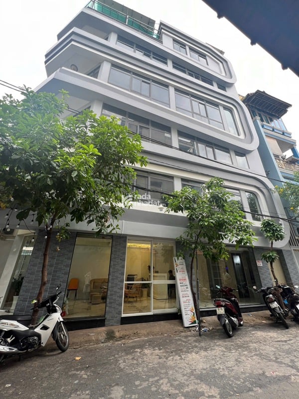 NHÀ 6 TẦNG - GÓC 2MT- LẠC LONG QUÂN-NI SƯ HUỲNH LIÊN-ÂU CƠ - THANG MÁY - ĐANG CHO THUÊ 29 TRIỆU