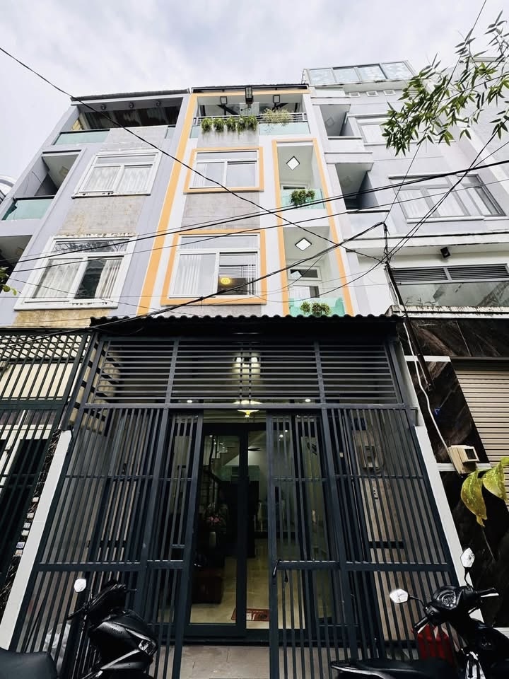 Hạ giá 200tr bán gấp cuối năm, 3 Tỷ nhà hẻm xe hơi Lê Quang Định Bình Thạnh ,DT 36m2 ,sổ hồng riêng