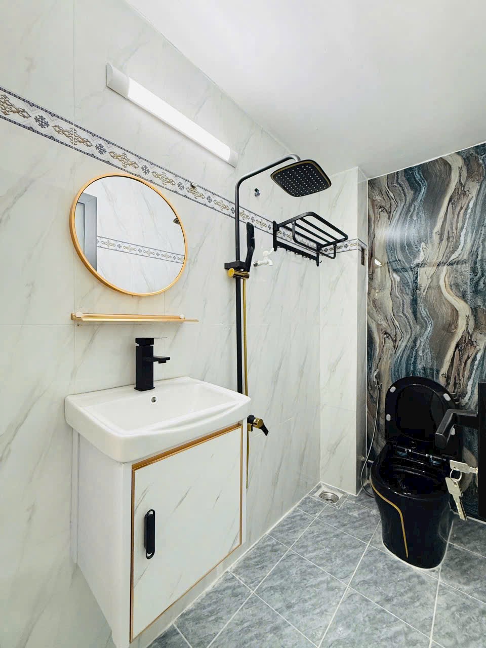 Bán nhà diện tích 45,5m2 giá 5tỷ3 đường Lê Quang Định phường 11 quận Bình Thạnh