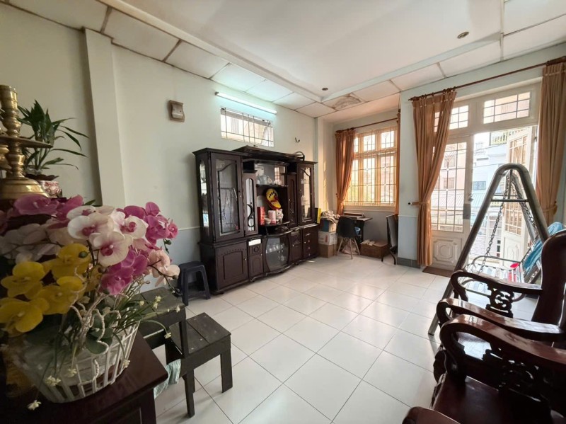 Bán Nhà Mặt Tiền Phước Bình Thủ Đức Vừa Ở Vừa Khai Thác. Giá 10.2 Tỷ 