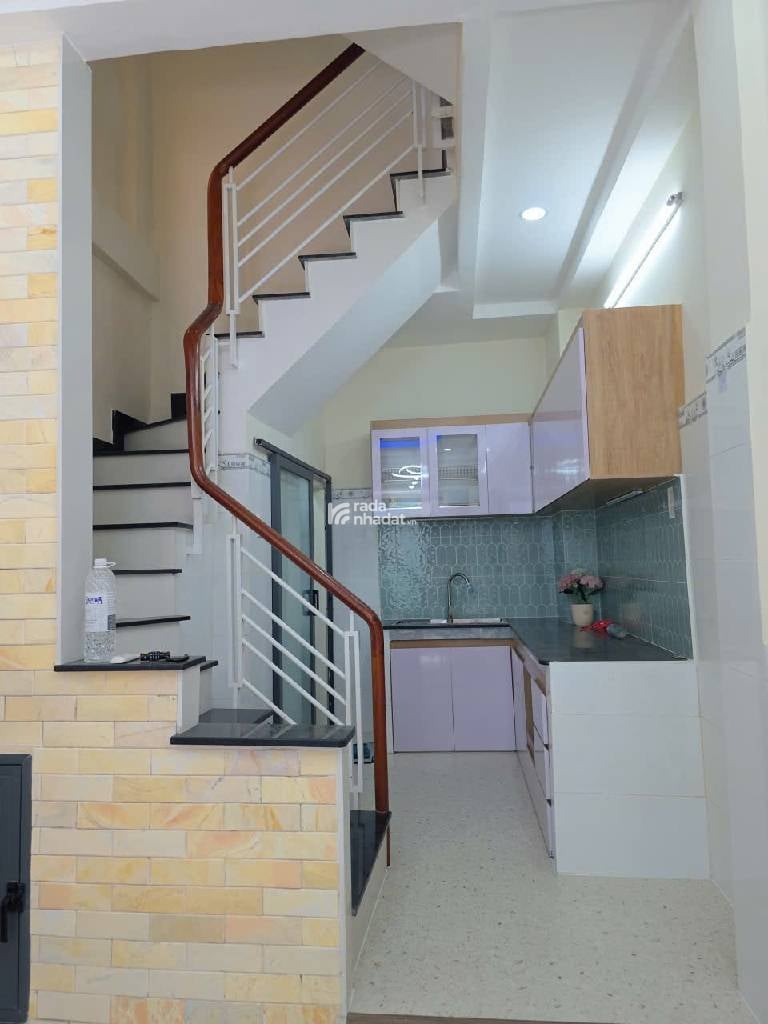 HẺM XE HƠI SÁT NHÀ, LẠC LONG QUÂN, TÂN BÌNH, 24M2 CÓ KC Ở NGAY. GIẢM 350TR CHỈ CÒN 3.8T TL