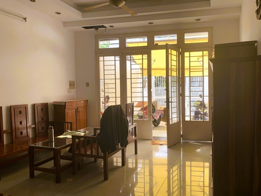 NHÀ MẶT TIỀN 4 TẦNG KIÊN CỐ, NGANG RỘNG 4.5M, ĐỐI DIỆN TRƯỜNG HỌC, CHỈ HƠN 7 TỶ