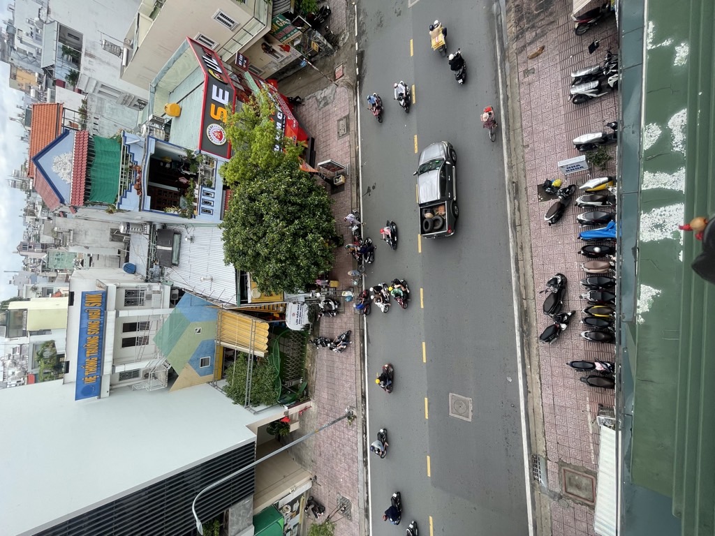 MẶT TIỀN KINH DOANH SIÊU ĐỈNH-DIỆN TÍCH SÀN 1000M2- CHO THUÊ 170 TRIỆU/THÁNG. 