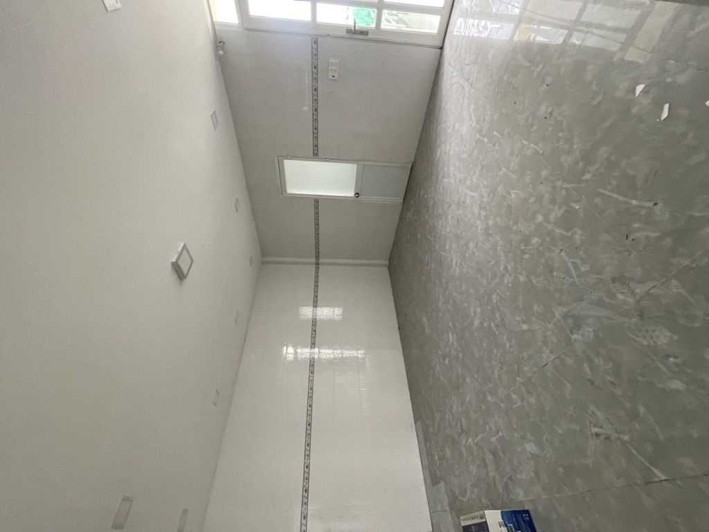 MẶT TIỀN KINH DOANH SIÊU ĐỈNH-DIỆN TÍCH SÀN 1000M2- CHO THUÊ 170 TRIỆU/THÁNG. 