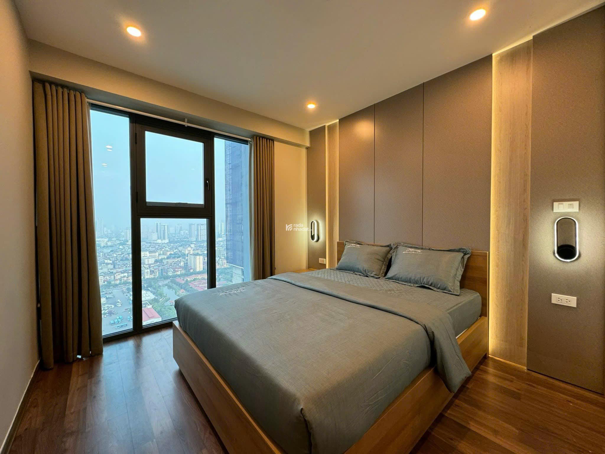 Siêu rẻ Cần cho thuê căn hộ chung cư Green Stars, DT: 102m2, 3PN, nội thất cơ bản, giá 14tr/tháng