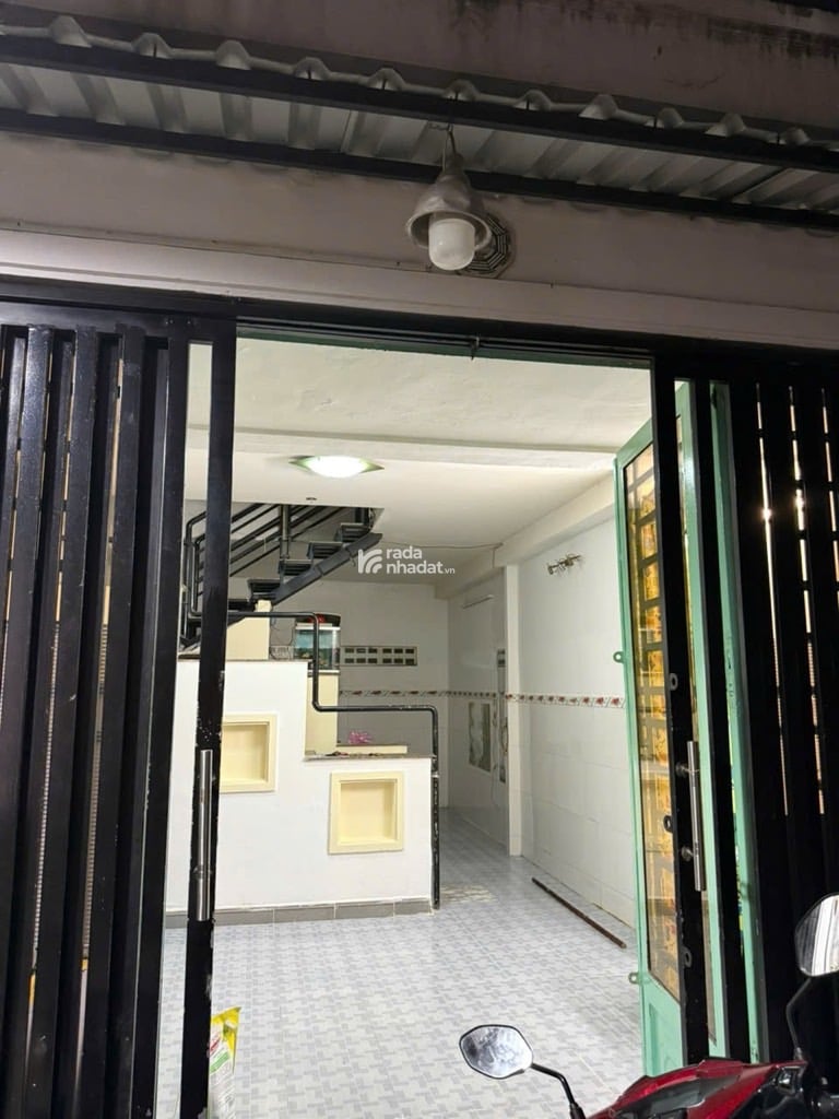 chính chủ bán gấp nhà Quang Trung