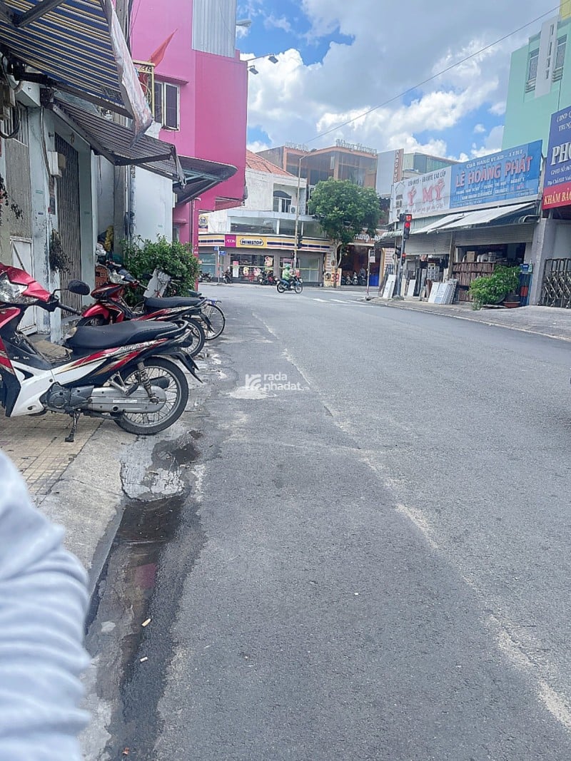 Bán nhà mặt tiền Nguyễn Xuân Khoát-ngang 4m-gần ngã 4 Vườn Lài-kinh doanh sầm uất