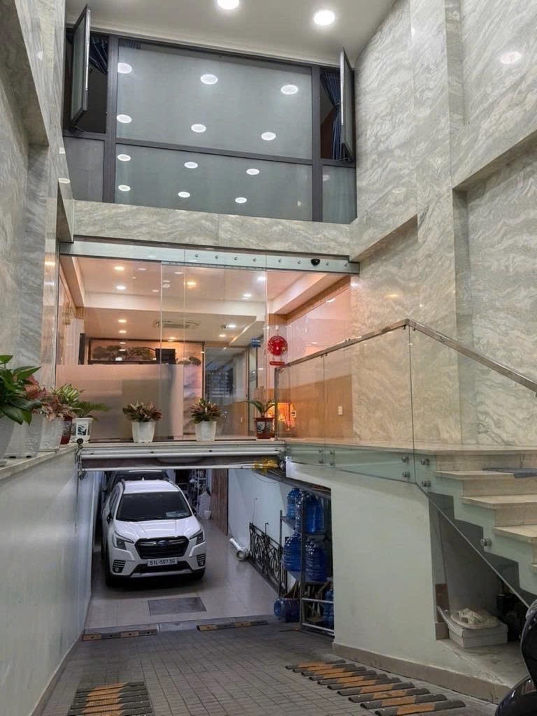 Nhà mặt Phố KINH DOANH ĐA NGANH NGHỀ ĐÂU TƯ SINH LỜI