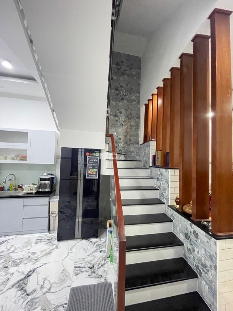 Bán nhà đường lê trọng tấn tây thạnh