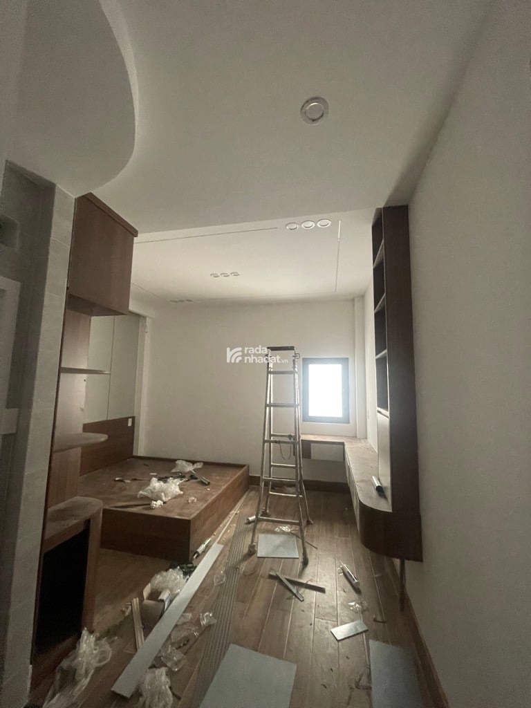 SIÊU PHẨM NHÀ ĐẸP - FUUL NỘI THẤT -GẦN TÂN KỲ TÂN QUÝ - NHÀ 5 TẦNG - HẺM NHỰA 7M - ĐÚC BTCT 