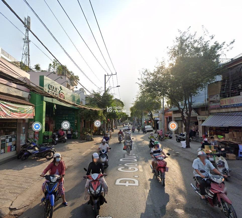 BÁN ĐẤT TẶNG NHÀ C4, NGANG 11M, VUÔNG VỨC, HXH, 30M RA MT, BÁN GẤP CHỈ NHỈNH 4 TỶ