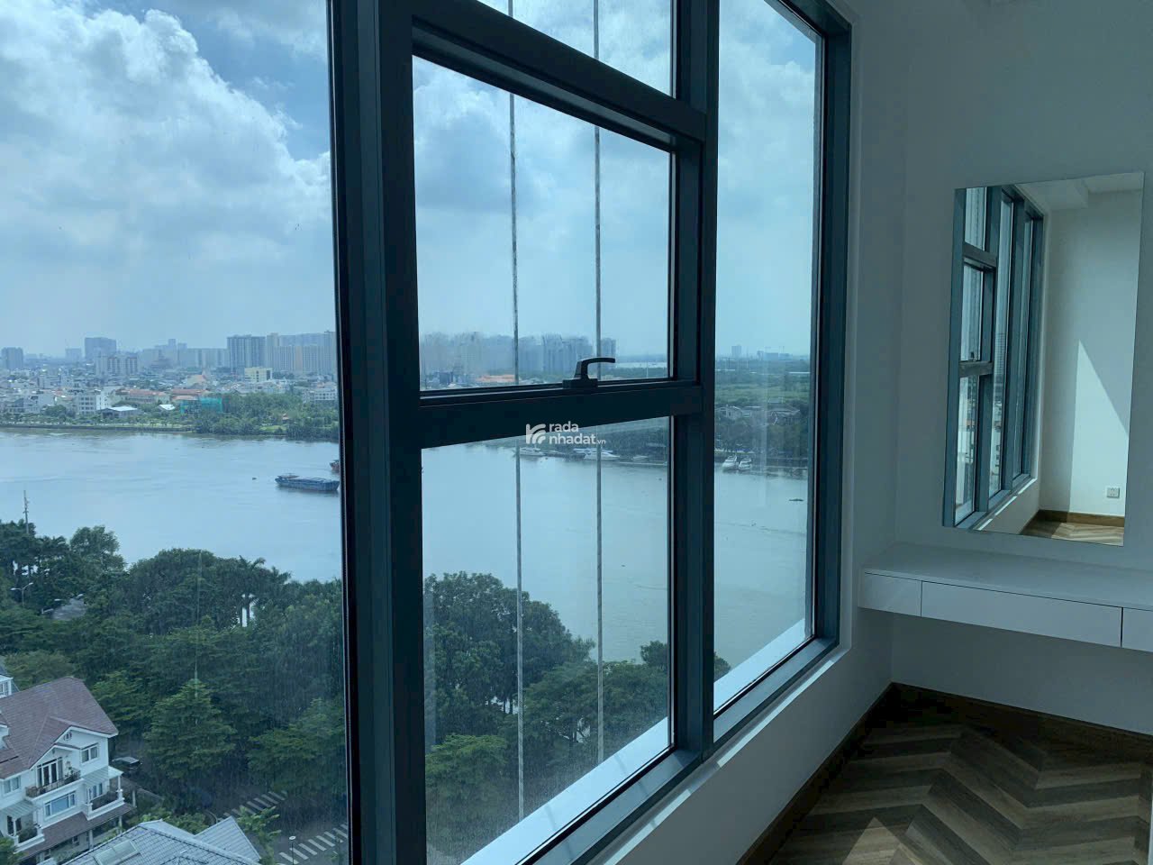 Bán Chung Cư Sunwah Pearl 3PN, 130m2, 29,8 tỷ , HCM - đẹp, nhiều tiện ích! 