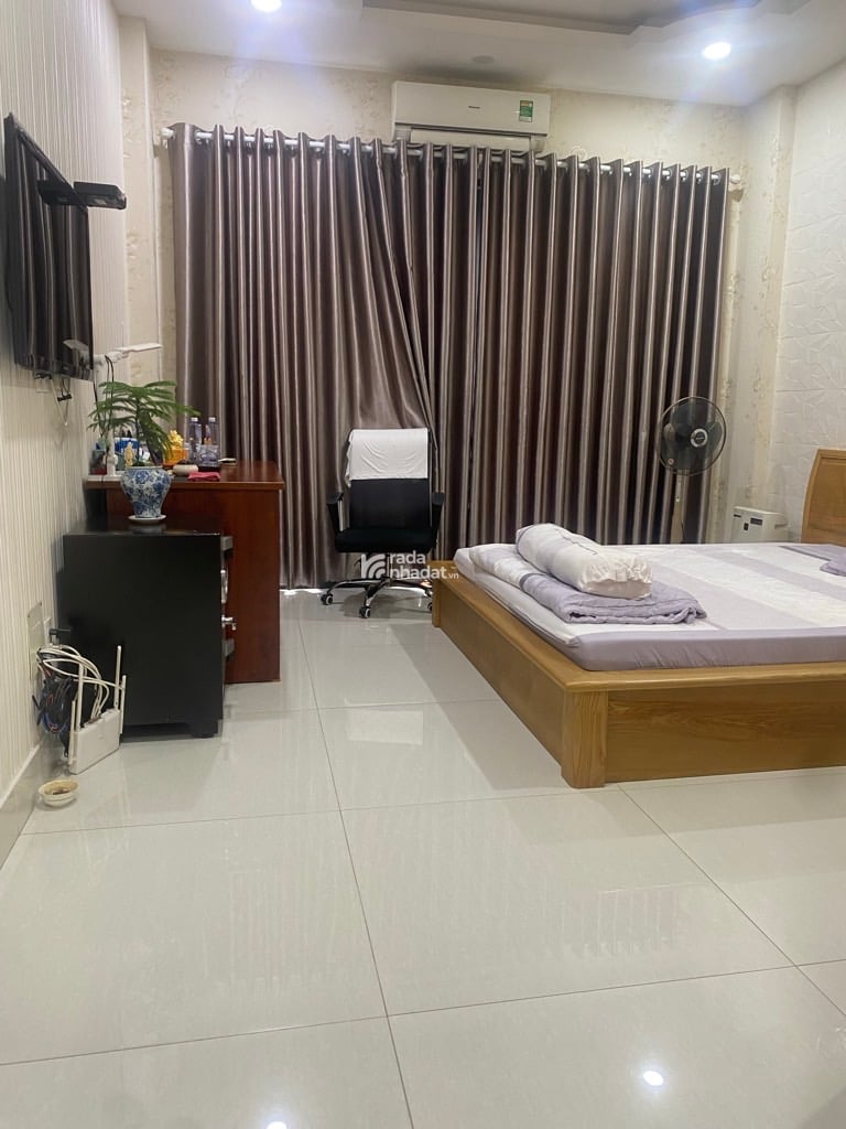 BÁN NHÀ TÊN LỬA 4 TẦNG BTCT 60M2 XE HƠI NGỦ TRONG NHÀ 10.X TỶ AEON MALL BÌNH TÂN 